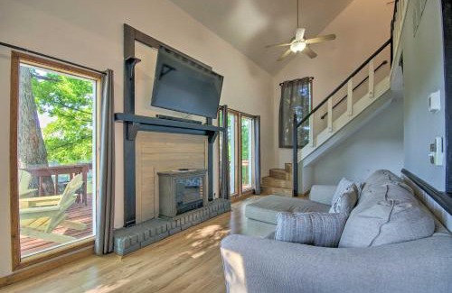 Osage Beach House | Stylish Eldon Home with Grill 1 Mile to Lake!