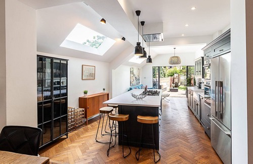 The Lane House | Stylish Family Home with Garden in Peckham Rye