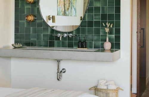 East Nashville Hotel | Stylish Getaway with Curated Design, Lounge Areas and City Views