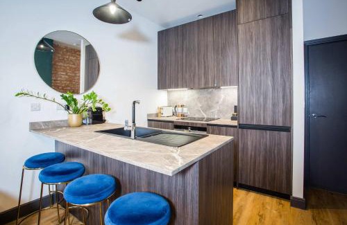 Northern Quarter Apartment | Stylish Grade II Listed 1-Bed Northern Quarter Apartment