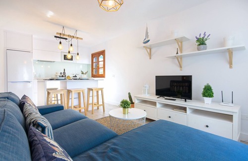 Playa Honda Apartment | Stylish Holiday Apartment "Vela" Close to the Beach with Wi-Fi & Terrace