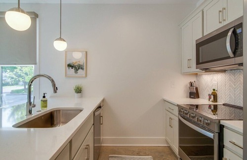 Greenwood House | Stylish Home in East Nashville for 10