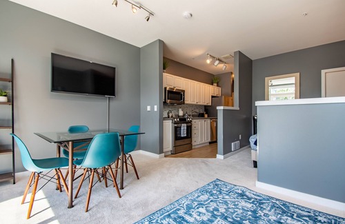 Belltown Condo | Stylish Home in the Heart of Seattle!
