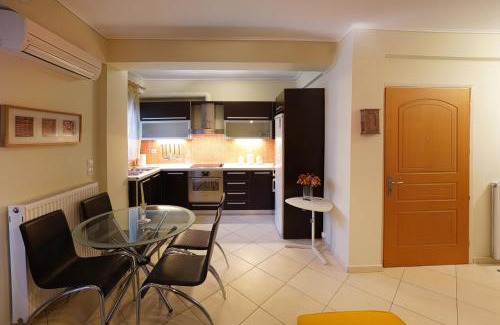 Ioannina Apartment | Stylish house 10 min to the Lake