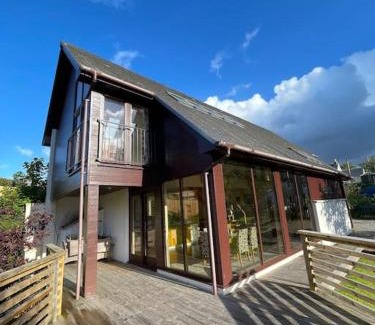 Connel House | Stylish house in quiet village nr Oban