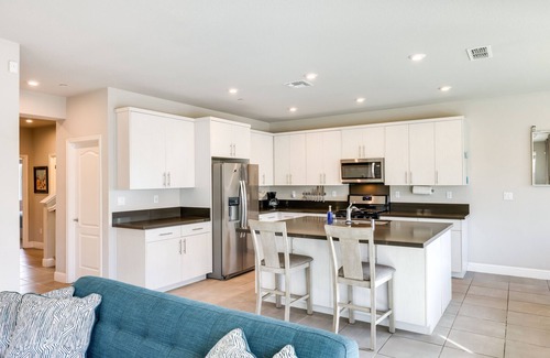 Lodi House | Stylish Lodi Wine Country Retreat w/Private Patio