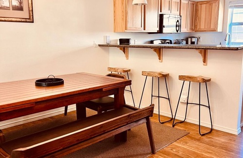 Government Camp House | Stylish Luxury at top Mt. Hood Resort! Located in Collins Lake - Gov. Camp