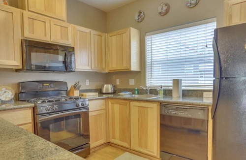 Government Camp House | Stylish Luxury at top Mt. Hood Resort! Located in Collins Lake - Gov. Camp