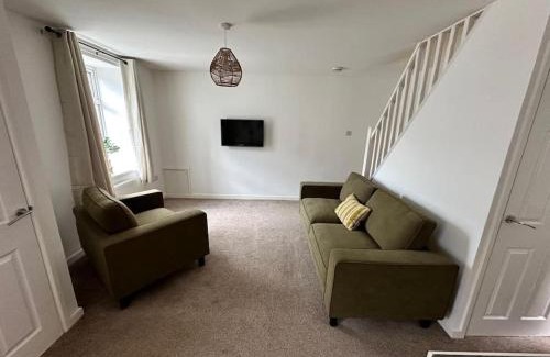 Porth House | Stylish miners cottage at North Rd