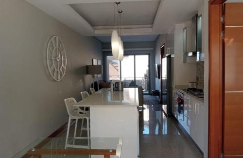 Shaka's Rock Apartment | Stylish modern 2 bed apartment in Shaka's Rock