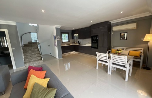 Ciftlik Villa | Stylish, Modern Villa, Airport Transfer on Arrival & Luxury Welcome Pack