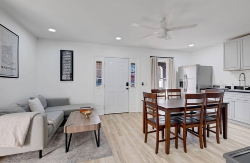 South Nashville House | Stylish Nashville Getaway with Free Parking