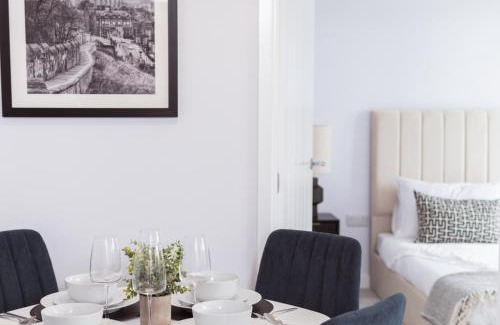 Heworth Apartment | Stylish new-build, free parking, 20-minute walk to city centre