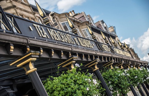 Harrogate City Centre Apartment | Stylish, newly renovated apartment in central Harrogate