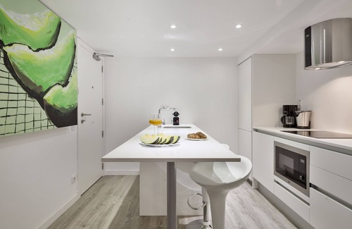 Hostafrancs Apartment | Stylish next to Plaza España, Fira