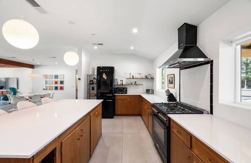 Peaceful Valley House | Stylish Old Town Scottsdale Retreat w/Pool & Prime Location