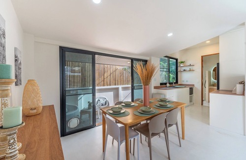 Ban Saiyuan Villa | Stylish Rooftop Pool Villa Sea View V211