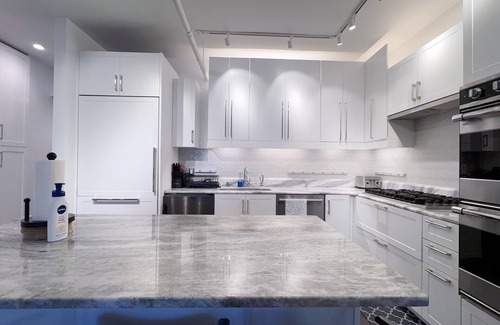 Downtown Boston Condo | Stylish Spacious Sunlit 3BR/2BA ◆ Boston Common ◆ Guest Favorite