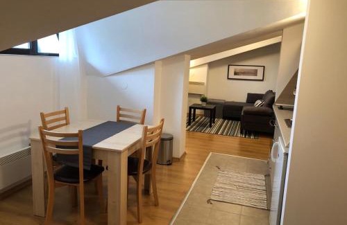 Razlog Resort | Stylish Studio Apart Aspen Golf Resort