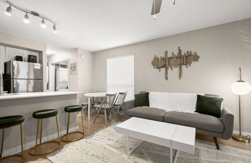 Allandale Apartment | Stylish Studio Near Domain