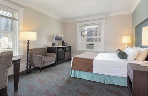 Chinatown Hotel | Stylish Studio Suite in San Francisco