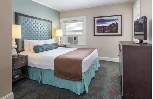 Chinatown Hotel | Stylish Studio Suite in San Francisco