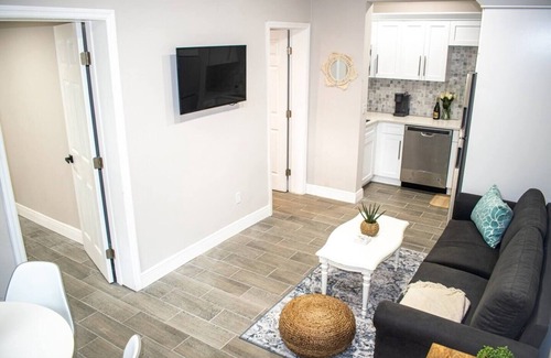 Ybor City Apartment | Stylish Ybor Escape near Downtown 2BR