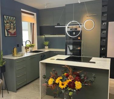 Wawer Apartment | Stylowy apartament przy rezerwacie