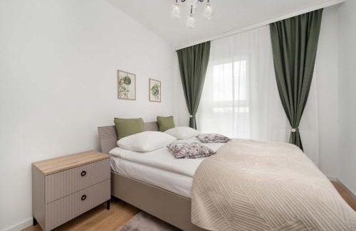 Srodmiescie Apartment | Stylowy Apartament z Widokiem Browary Wrocławskie by Renters Prestige
