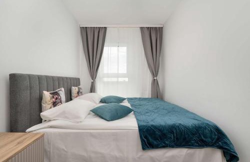 Srodmiescie Apartment | Stylowy Apartament z Widokiem Browary Wrocławskie by Renters Prestige