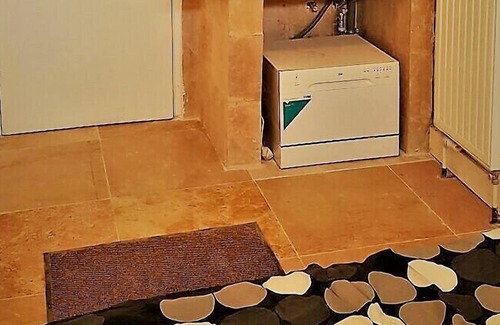 Duivendrecht Apartment | Submit documents before booking 10m2 room with bathroom inside. Check in 4pm max