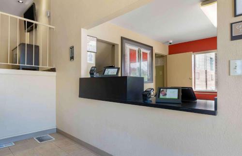 Jeffersontown Hotel | Suburban Studios Louisville East