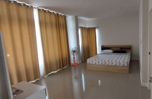 Cha-am House | Suchawaliaat sea Villa(889/98) with kitchen