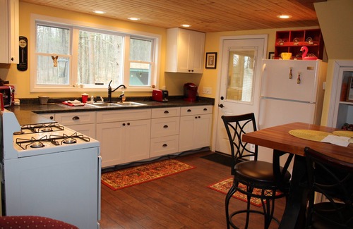 Dansville Ski Chalet | SUGAR MAPLE CHALET