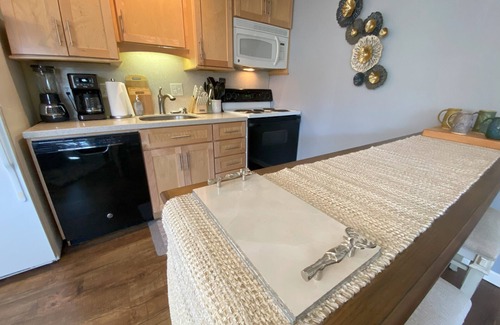 Sugar Mountain Condo | Sugar's Edge Luxury Mountain Treehouse