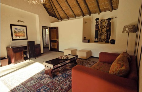 Lone Hill Apartment | Suite 1 Apartment