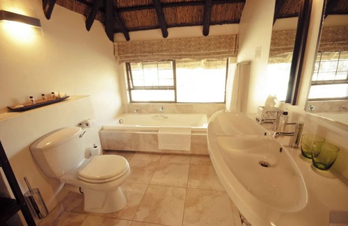 Lone Hill Apartment | Suite 1 Apartment