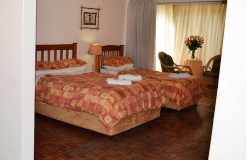 Kempton Park Bed & Breakfast | Suite 4-Doves Nest Guest House-Bed and Breakfast