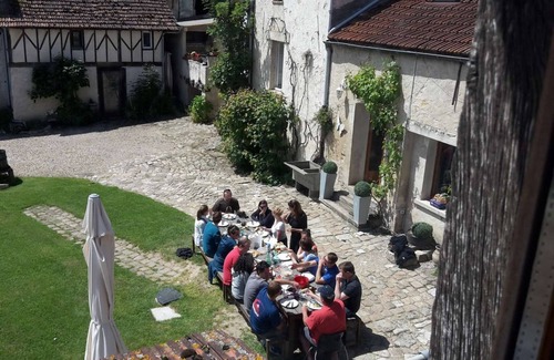 Bailly Apartment | Suite - Apartment NUAGE - Capacité 8 personnes