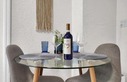 West Little River Apartment | Suite Azul Miami - Private Guest Suite with Patio, Free Parking, Near Wynwood and Beaches