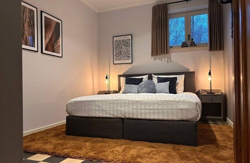 Ellikom Hotel | Suite B5 Summary: Rel