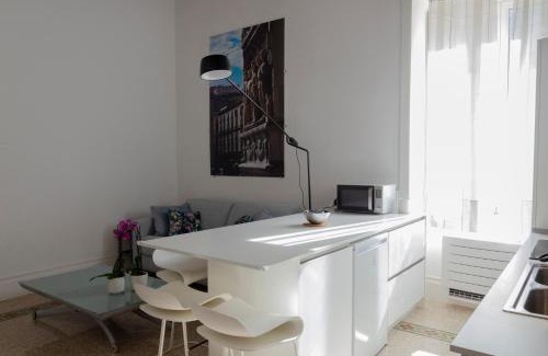 Montecalvario Apartment | Suite Dante