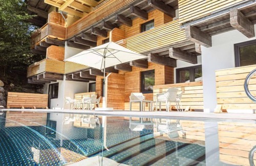 Vorderglemm Apartment | Suite für 2 Personen & Wellnessbereich by Interhome