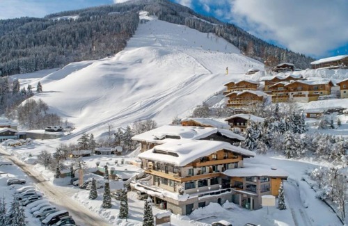 Vorderglemm Apartment | Suite für 2 Personen & Wellnessbereich by Interhome