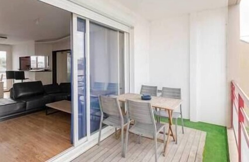 Saint-Nazaire Apartment | "SUITE-HOME 44600" Apt. d'exception 3*