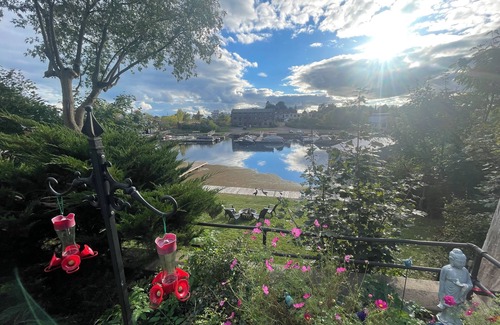 Gananoque Apartment | SUITE - LUXURIOUS & TRANQUIL WATERFRONT WALKOUT, WITH STUNNING VIEWS & GARDENS