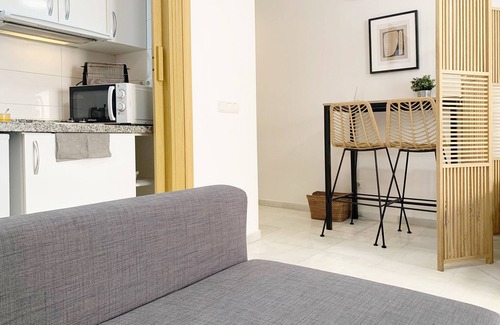 Malaga-Este Apartment | Suite Mendoza - Málaga de Vacaciones