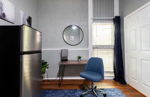 Smoketown Jackson House | Suite near downtown Louisville, KY - Suite IV