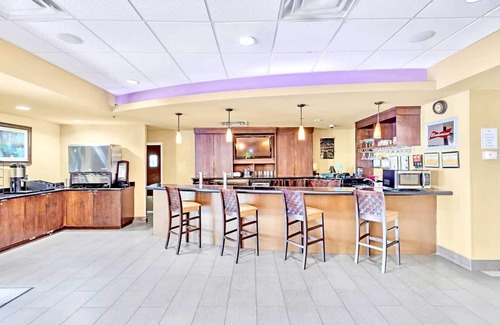 Florida Central Atlantic Coast Apartment | Suite near Universal Studios with Pool & Hot Tub