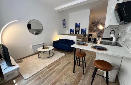 Les Chutes Lavie Apartment | Suite romantique avec Balnéo